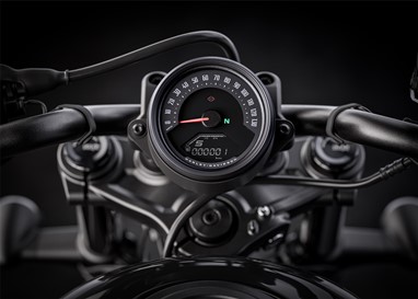 Harley Davidson NIGHTSTER 2026 | Moto | Sport