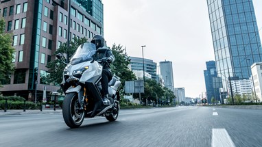 Yamaha TMAX Tech MAX 2026 | Scooter | Desporto