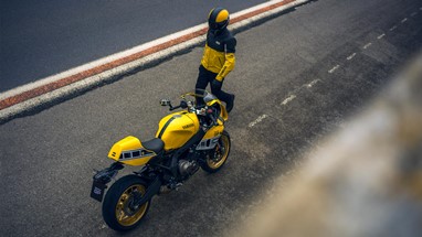 Yamaha XSR900 GP 2026 | Moto | Sport Heritage
