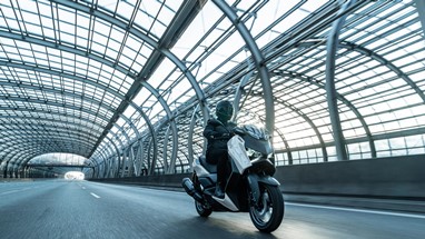 Yamaha XMAX 300 Tech MAX 2025 | Scooter | Desporto
