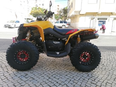 Bombardier Can-Am Renegade 800 | Moto 4