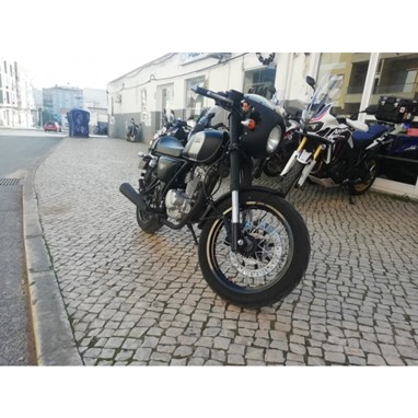 Mash Cafe Racer Black edition | Moto