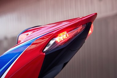 Honda CBR1000RR-R Fireblade SP 2021 | Moto | Super Sport