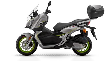 QJ Motor ATR 125 | Scooter | Scooters