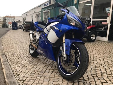 Yamaha YZF R-1 | Moto
