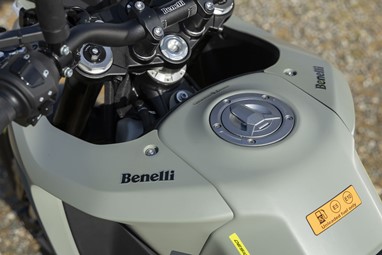 Benelli BKX 300 | Moto | BKX