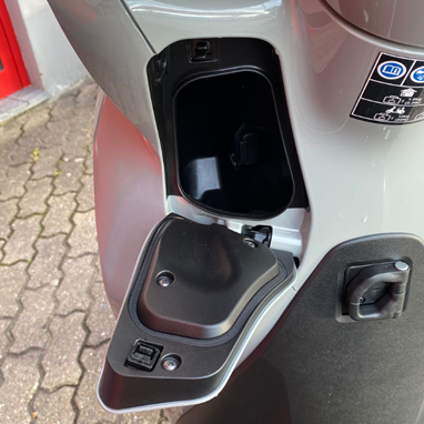 Honda SH SH350 SMART TOP BOX GARANTIA ATÉ 30.01.2029 | Moto