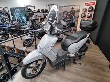 Aprilia Scarabeo 250 | Scooter