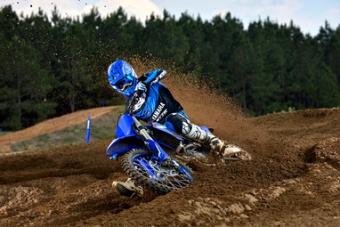 Yamaha YZ250F 2026 | Moto | Competição