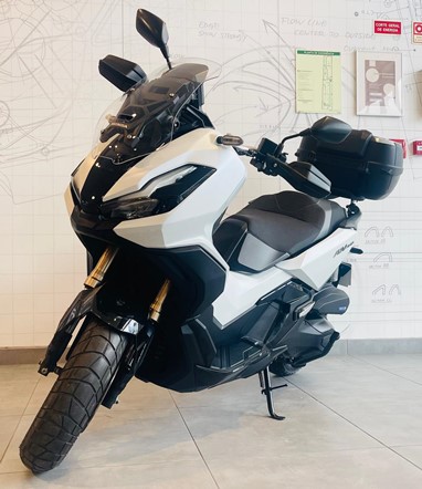 Honda ADV 350 | Scooter
