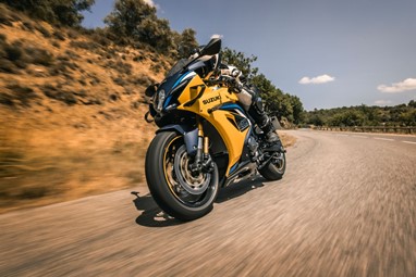 Suzuki GSX-R1000R | Moto | Desportivas