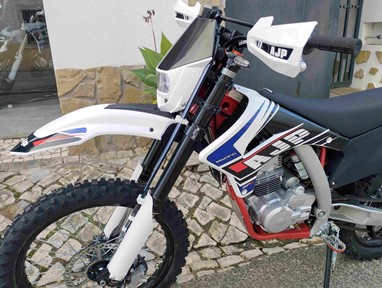 AJP SPR 125 Enduro | Moto