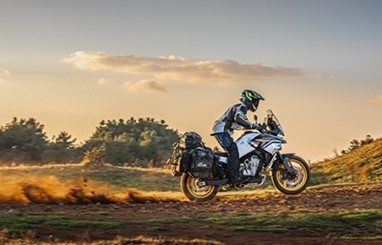 CFMOTO 800MT Explore | Moto | Touring