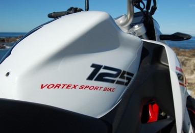 Vortex ZII - 125CC | Moto | Naked