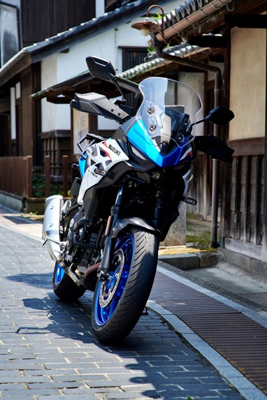Suzuki SV-7GX | Moto | Estrada