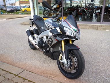 Aprilia Tuono V4 1100 RR | Moto