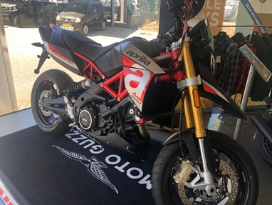 Aprilia Dorsoduro | Moto