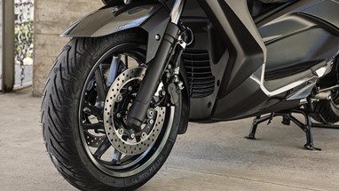 Yamaha X-MAX 400 | Scooter | Scooters