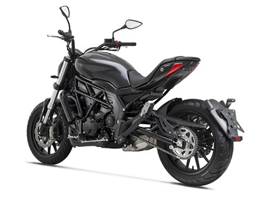 Benelli 502C | Moto | Naked