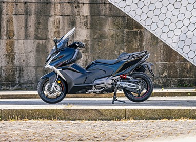 Kymco AK550 Premium | Scooter | Maxiscooters