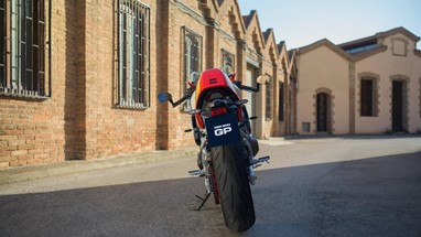 Yamaha XSR900 GP 2024 | Moto | Sport Heritage