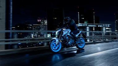 Yamaha MT-03 2025 | Moto | Hyper Naked