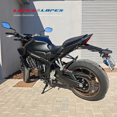 Honda CB 650R E-CLUTCH | Moto