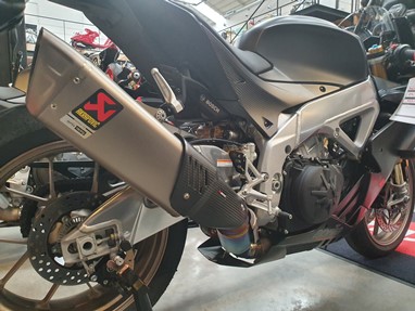Aprilia RSV RSV4 1100 FACTORY | Moto