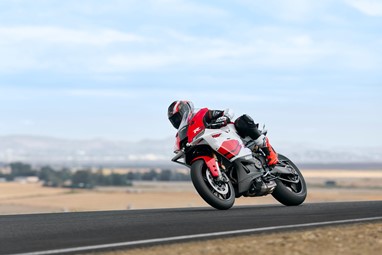 Yamaha R9 2026 | Moto | Super Desportivas