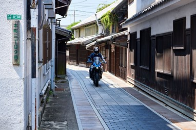 Suzuki SV-7GX | Moto | Estrada