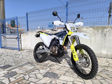 Husqvarna 701 | Moto