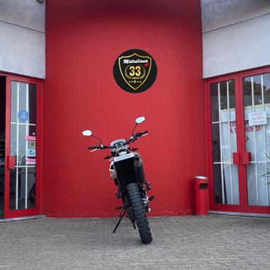 UM DSR EX 125 125 | Moto