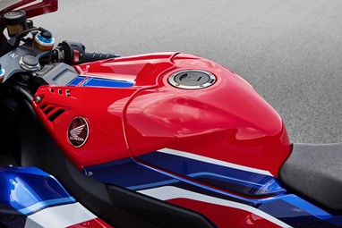 Honda CBR1000RR-R Fireblade SP 2021 | Moto | Super Sport