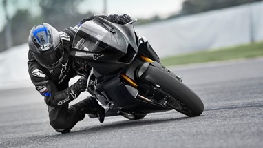 Yamaha R6 RACE 2025 | Moto | Super Desportivas