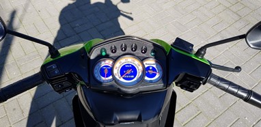 Kawasaki ZX 130 | Scooter