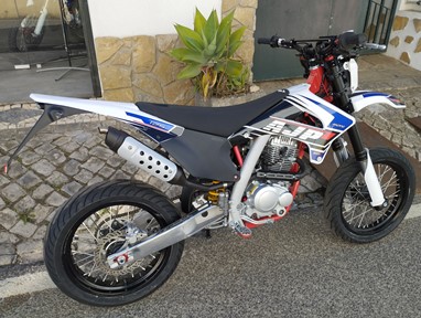AJP SPR 125 Supermotard - Nova - 0 km | Moto