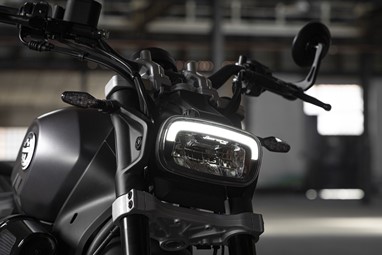 Benelli Leoncino Bobber 400 | Moto | Scrambler