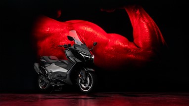 Yamaha TMAX 25th Anniversary 2026 | Scooter | Desporto