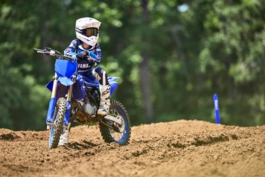 Yamaha YZ85 2026 | Moto | Competição