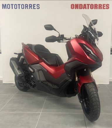 Honda ADV 350 | Scooter
