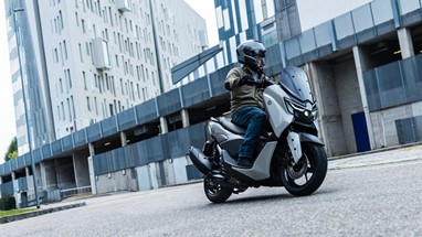 Yamaha NMAX 125 Tech MAX 2025 | Scooter | Desporto