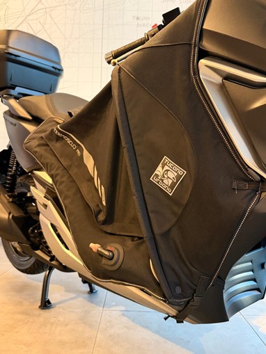 Honda Forza 300 | Scooter