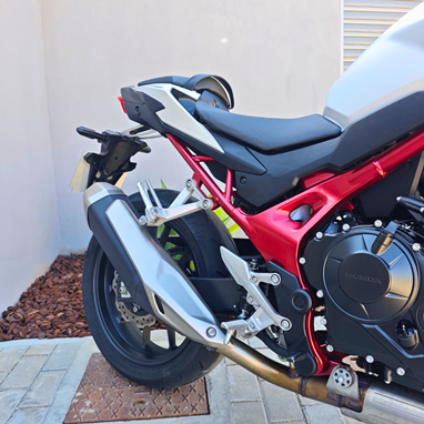 Honda Hornet 750 | Moto