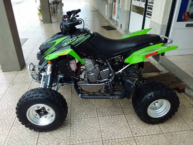 Arctic Cat DVX 400 | Moto 4