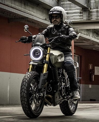 Moto Morini SEIEMMEZZO SCR | Moto | Naked