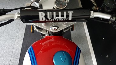 Bullit Hero 125 Scrambler Branco Racing | Moto