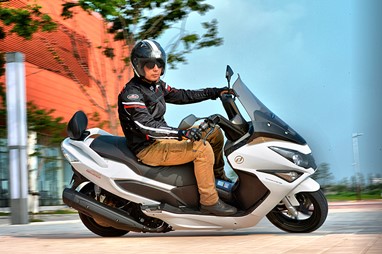 Daelim S3 250 FI Advance | Scooter | Scooters