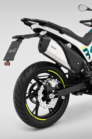 Benelli BKX 125 S | Moto | BKX