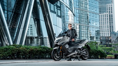 Yamaha TMAX Tech MAX 2026 | Scooter | Desporto