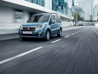 PEUGEOT Partner Tepee Electric Allure | Aut. | 67 CV | 4 Portas | Furgão | Partner